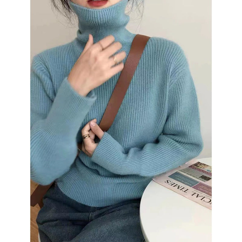 Kvinders Cozy Turtleneck Sweater lavet af Fine Knit Stilla