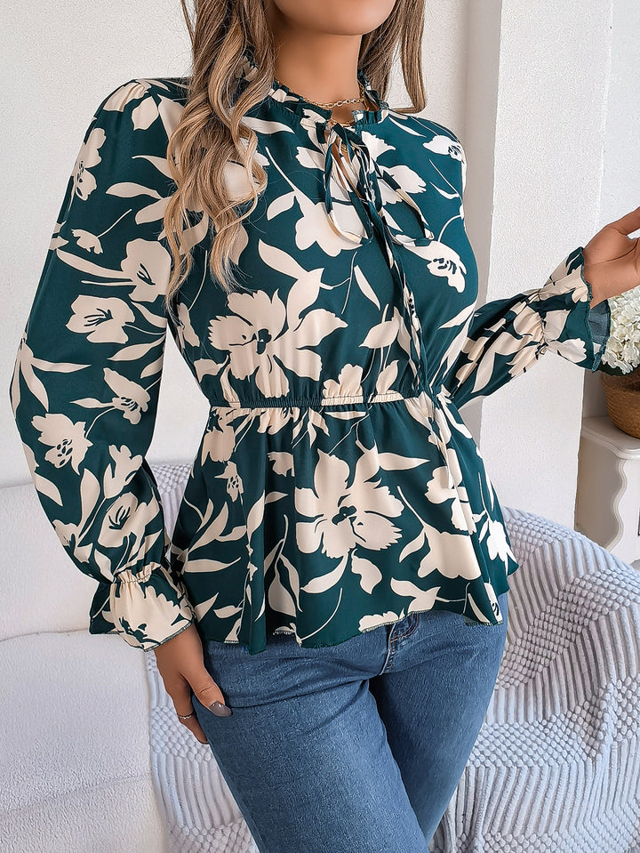 Damebluse med blomsterprint Stilla