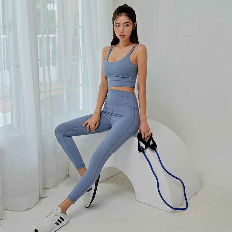 Dame Sporty Yoga-sæt med innovativt Cross-Back-design og høj talje Stilla