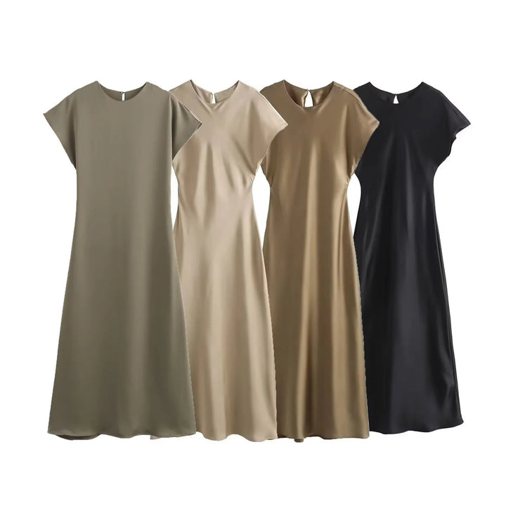 Stilla | Luminous Satin Feel Uden Ærmer Midi Kjole