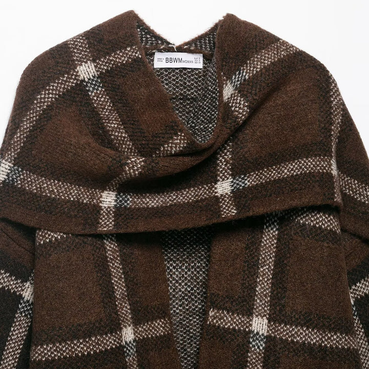 Damernes elegante oversized cardigan med ternet mønster og praktiske lommer Stilla