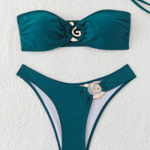 Dame Bandeau-bikini med dekorativt guld-detajle og høj bærekomfort Stilla