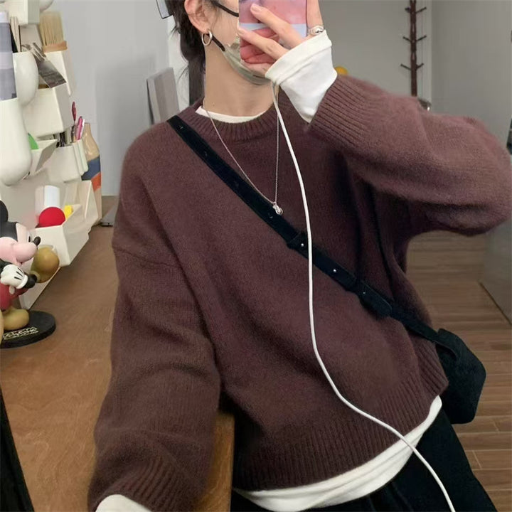 Kvinders hyggelige oversized sweater med rund halsudskæring og velkendt striktekstur Stilla