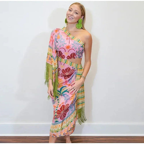 Femme En-skulder Blomst Maxi Kjole med Frynse Detaljer Stilla