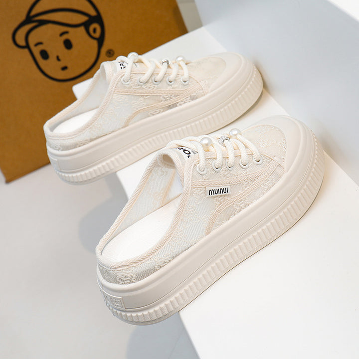 Dame Sneakers i moderne design med unikke detaljer og fleksibel sål Stilla