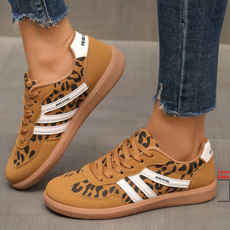 Dame Glitrende Sneakers med moderigtigt Overmateriale og behagelig Sål Stilla