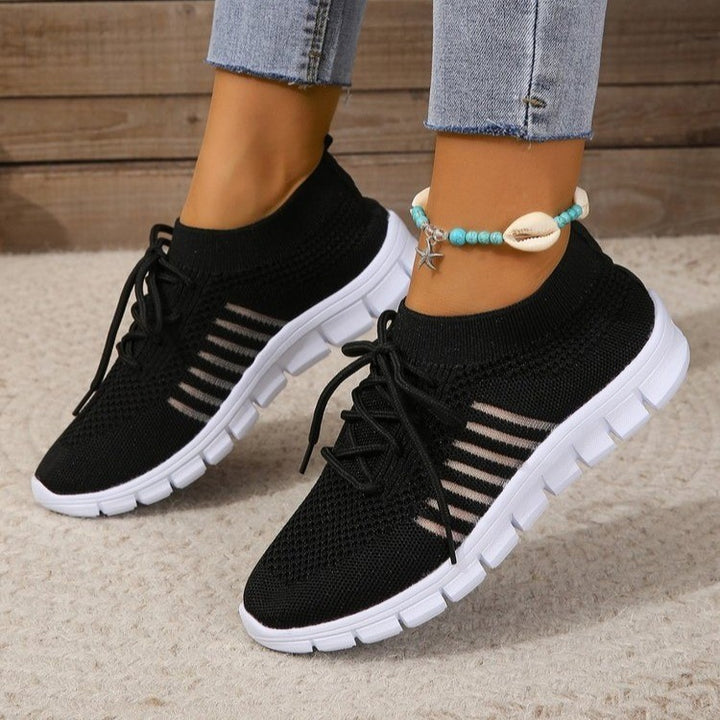 Dame komfortable og åndbare sneakers med elastisk netstof Stilla