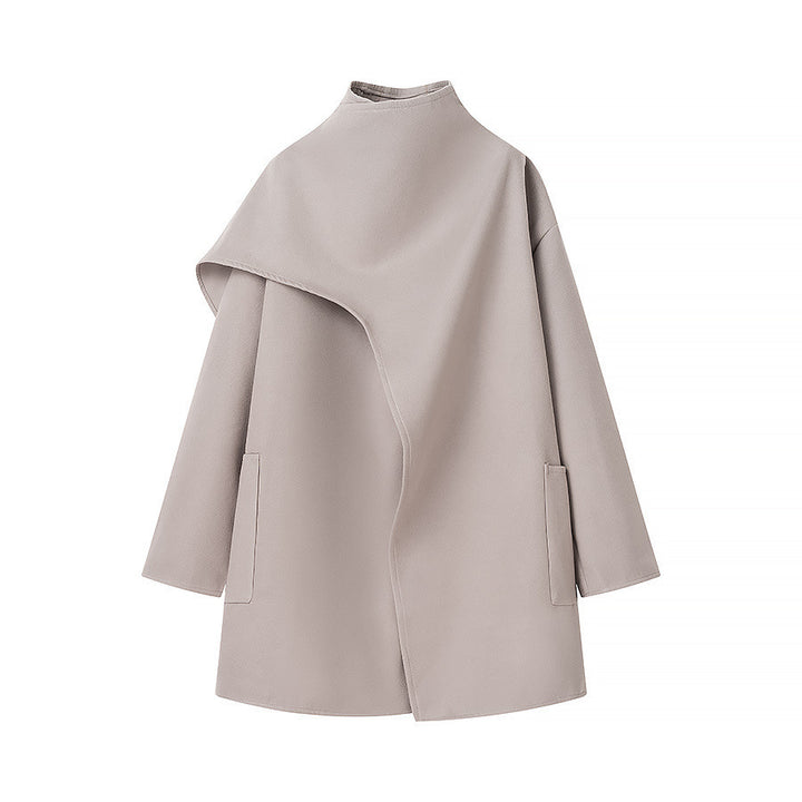 Dame overgangsjakke med asymmetrisk snit og elegant revers Stilla
