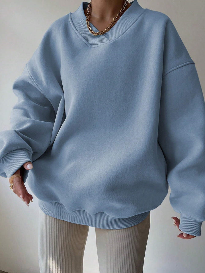 Kvinder Oversized Sweatshirt med V-Hals og Bred Kant Skovae