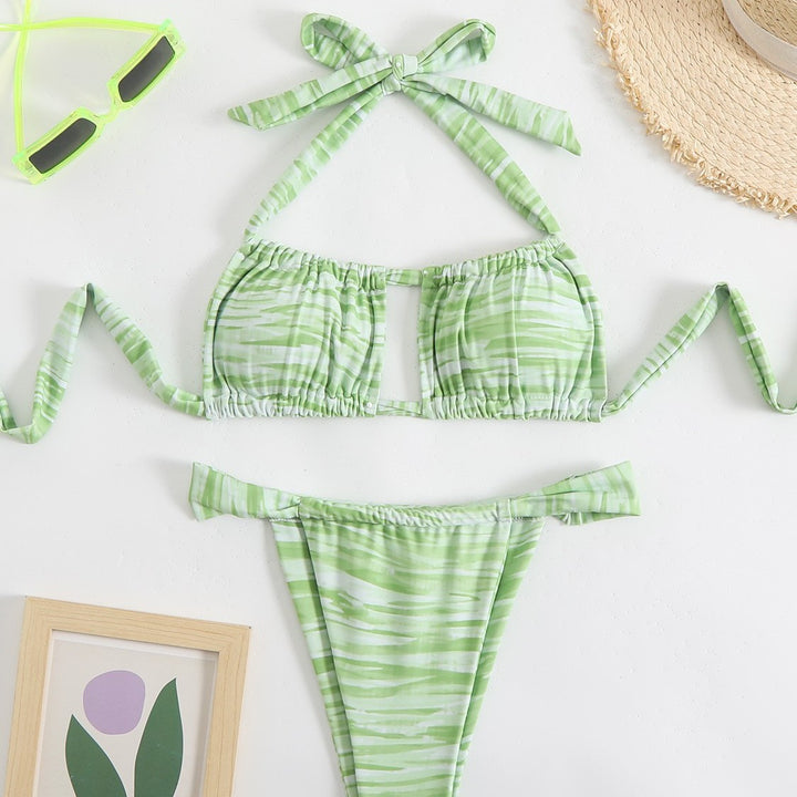 Femme Strappy Tie-Front Bikini Set med mønstrede detaljer Stilla