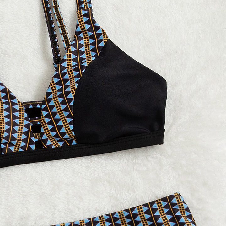 Dame bikini-sæt med moderigtigt trekantsoberstykke og høj talje Stilla