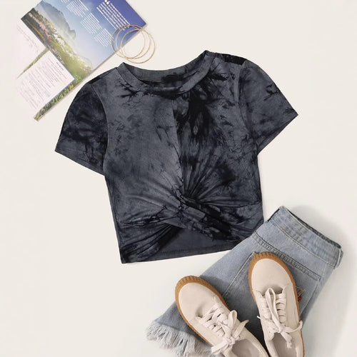 Dame Crop-T-shirt med stilfuld knude-design og batikmønster Stilla