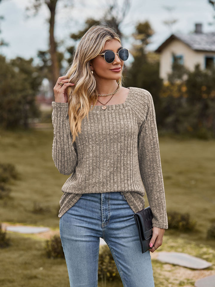 Dame sweater med kvadratisk udskæring og struktureret ribdesign Stilla