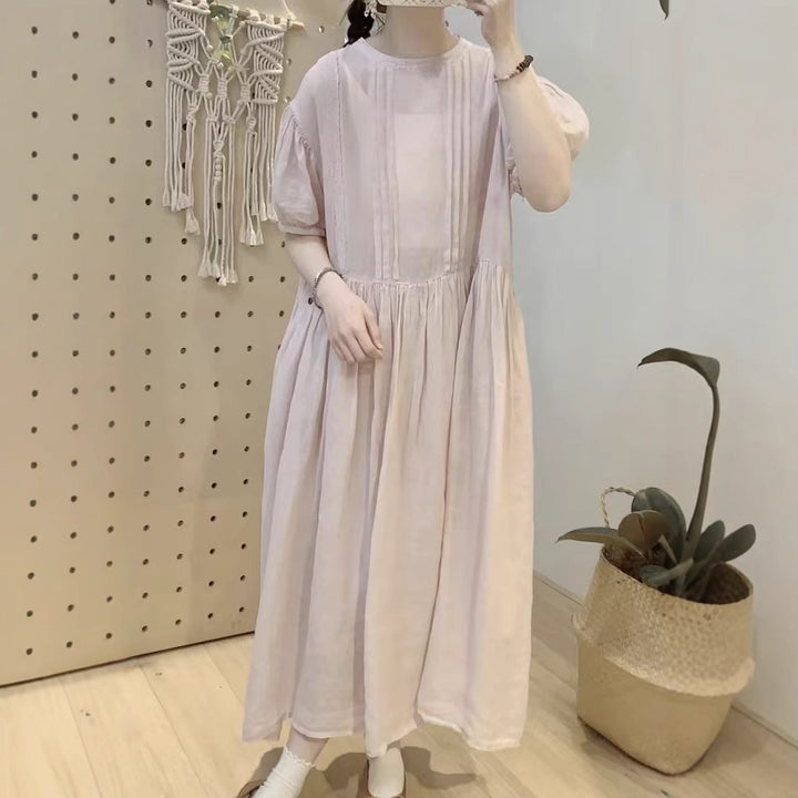 Femme Elegante bomulds-midi-kjole med foldedetaljer Stilla