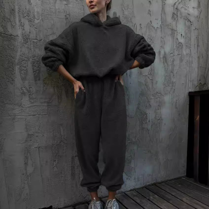 Stilla | Loungewear Sæt Fleece Hoodie og Bukser Høj Talje Løs Pasform