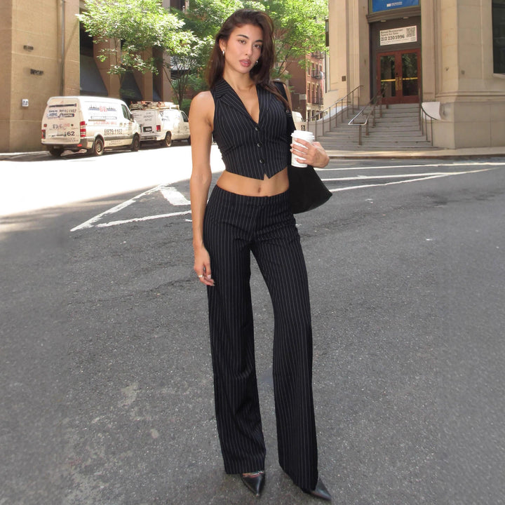 Dame Bustier-top med fine striber og elegante knapdetaljer Skovae