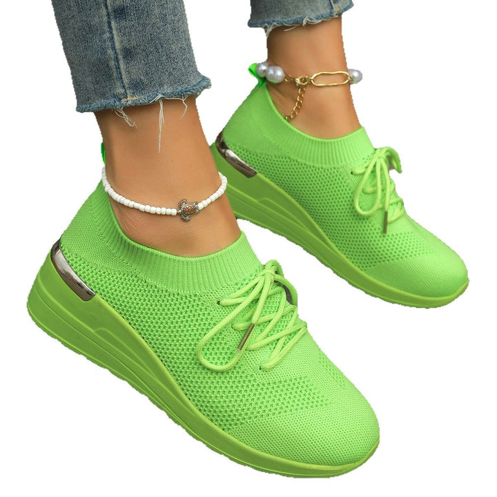 Dame Sneakers med behagelig strik-look og sporty plateau Stilla