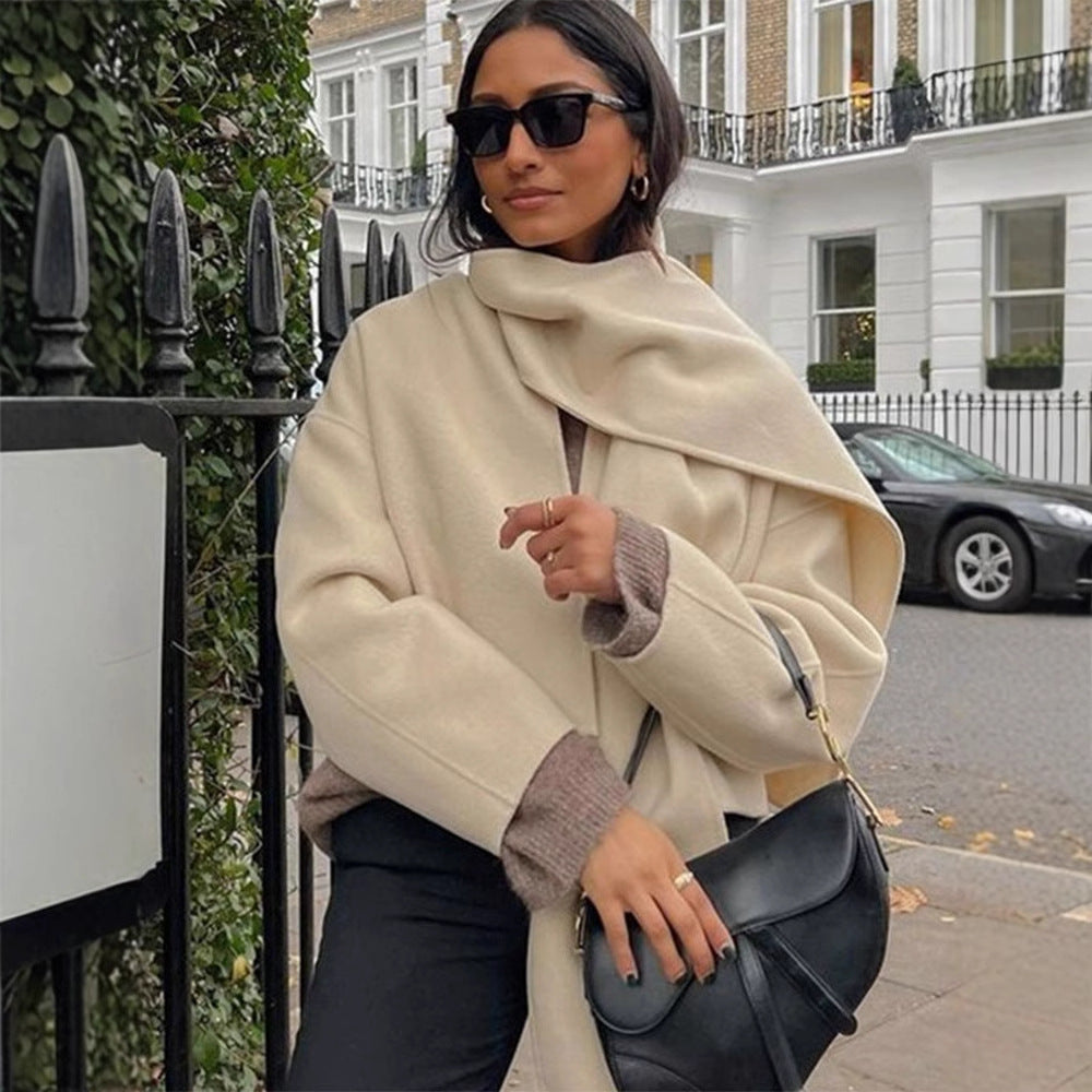 Dame overfrakke lavet af kvalitets uldmix med asymmetrisk design Stilla