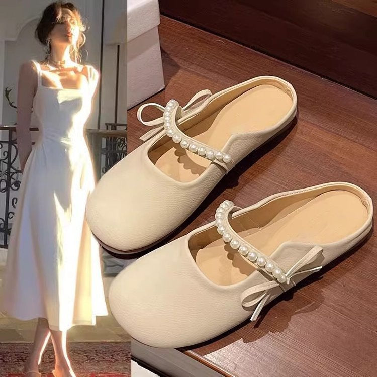 Dame Ballerinas med perleprydet remdesign og behagelig sål Stilla