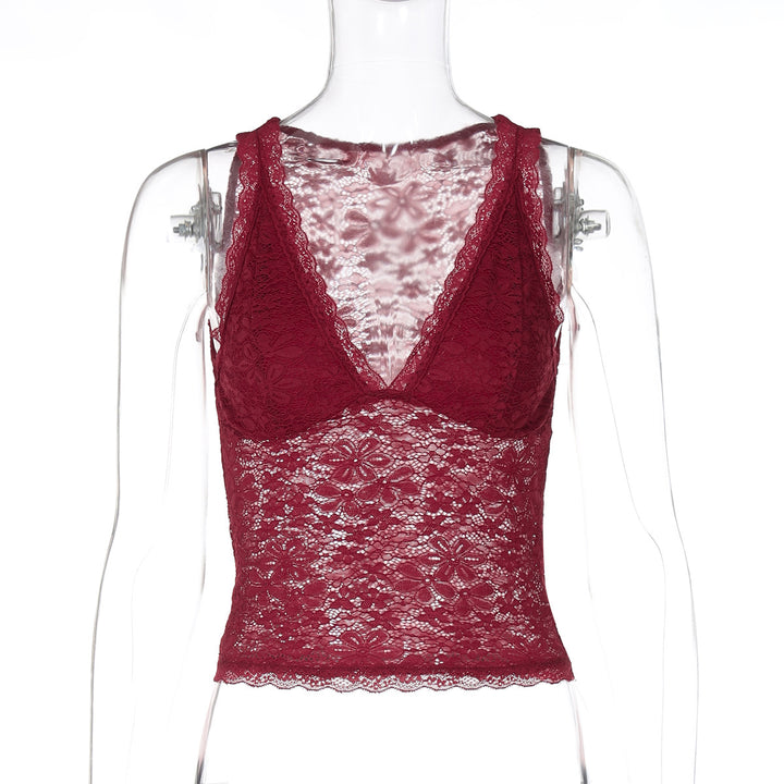 Dame spids-crop-top med fristende V-udskæring og elegante accenter Stilla