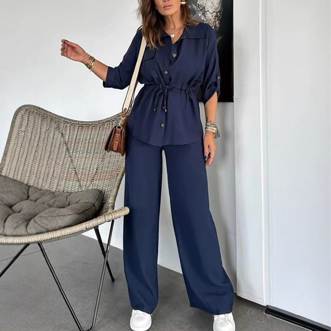 Dame stilfuld og komfortabel sæt bestående af bluse og bukser med fashionable bindebælter Stilla