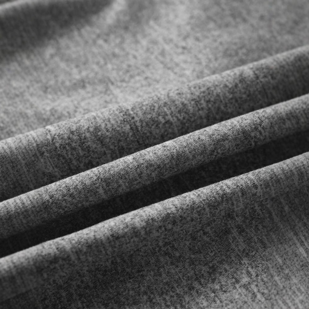 Dame T-shirt med kunstnerisk sommerfugledesign og hjerteformen accent Skovae