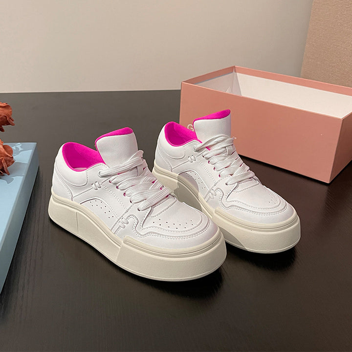 Dame Sneakers i trendy retro-stil med tyk sål Stilla