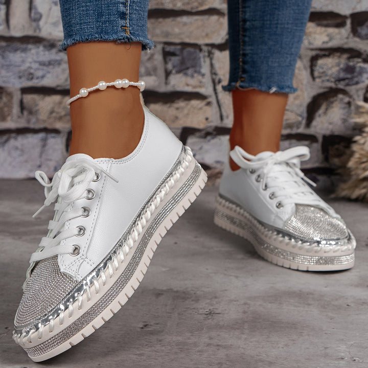 Dame Sneakers med funkende accenter og moderigtig plateau-sål Stilla