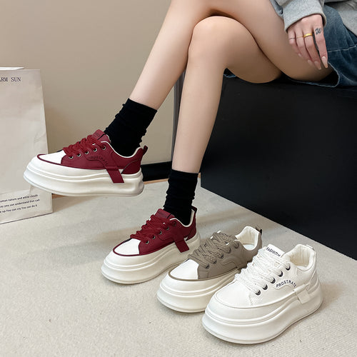 Dame Komfortable Chunky Sneakers med forstærket sålprofil og åndbar overfladestruktur Stilla