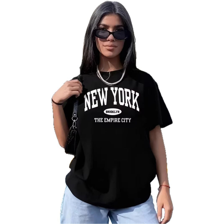 Dame afslappet oversized T-shirt med New York tekst Skovae