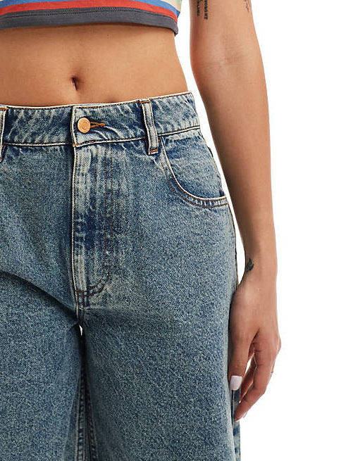 Dame Jeans-Bermudaer med frynset kant og høj talje Stilla