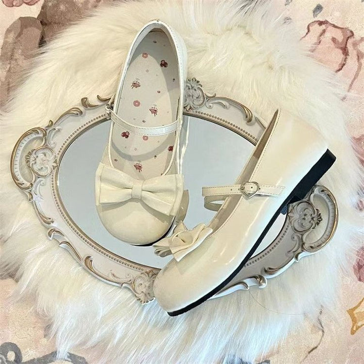 Dame elegante Mary Jane Ballerinas med modebånd-detalje og komfortabelt fodseng Stilla