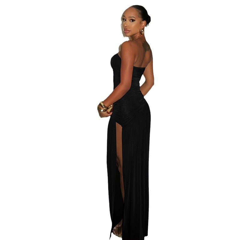 Dame off-shoulder maxikjole med høj slids og elegant drapering Skovae