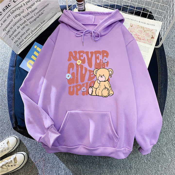 Kvindernes hoodie med motiverende bjørn design Skovae