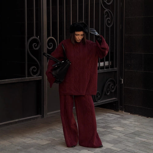 Damer hyggelig strikket jumpsuit med kabelmønster Stilla