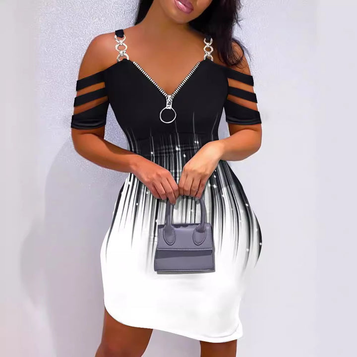 Dame kjole med off-shoulder-design og lynlåsdetalje Skovae