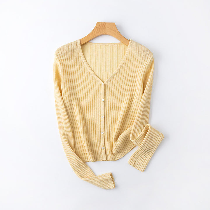 Femme Klassisk V-hals Ribstrik-Cardigan Stilla