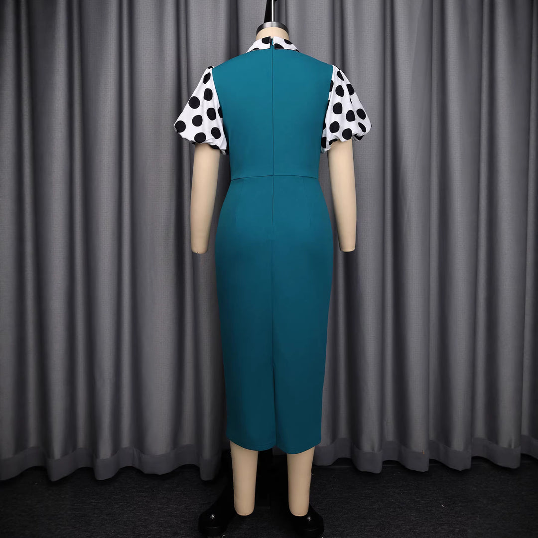 Dame tætsiddende Midi-kjole med polka-dot ærmer Skovae