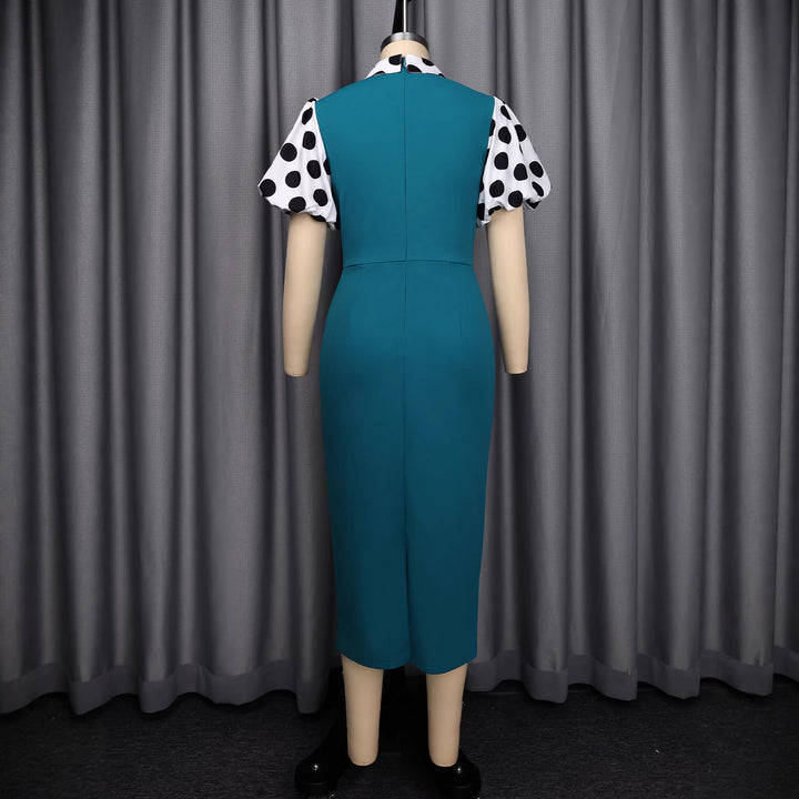 Dame tætsiddende Midi-kjole med polka-dot ærmer Skovae