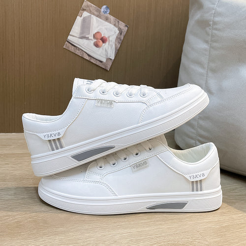 Dame Sneakers i minimalistisk design med åndbart overmateriale og behageligt fodseng Stilla