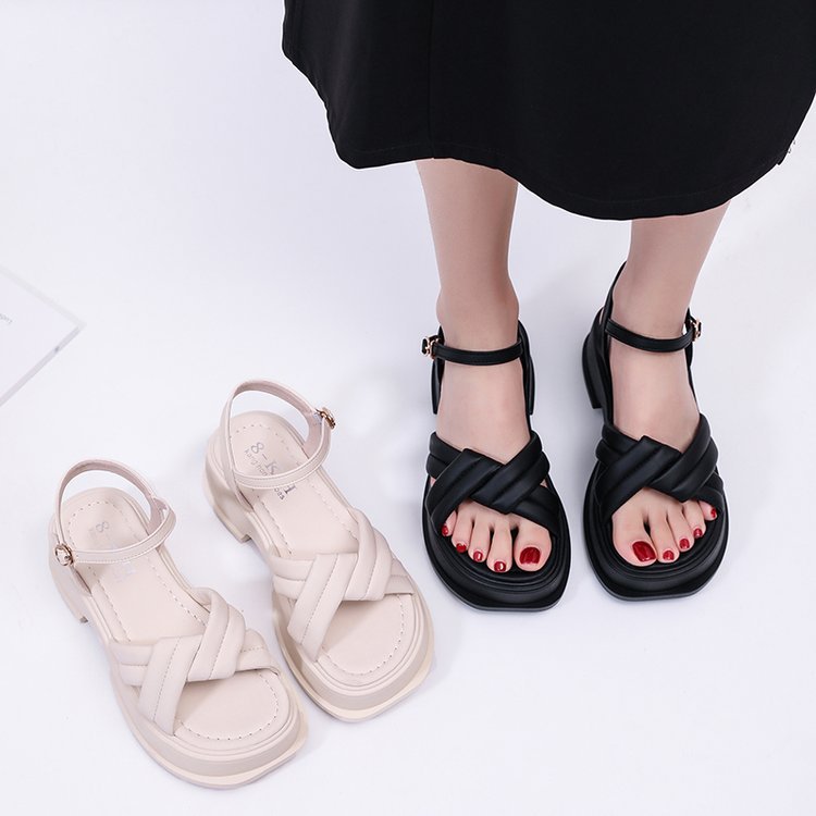 Damer platform-sandaler med brede remme og elastisk ankelrem Stilla
