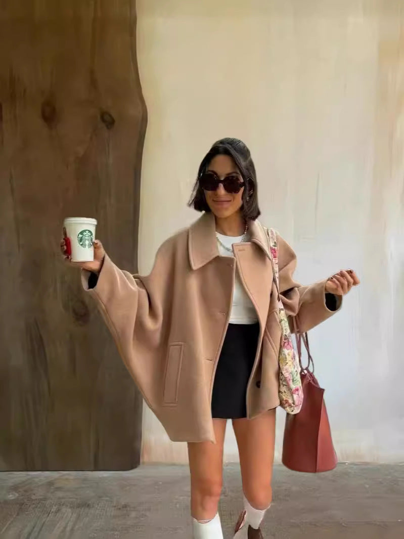 Dame Oversized Uldjakke med store lommer og elegant Replay Stilla