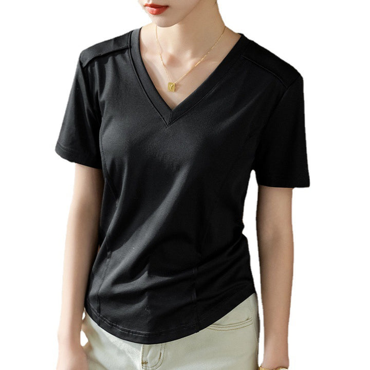 Dame V-hals T-shirt lavet af elastisk, åndbart materiale med figurskærmende snit Stilla