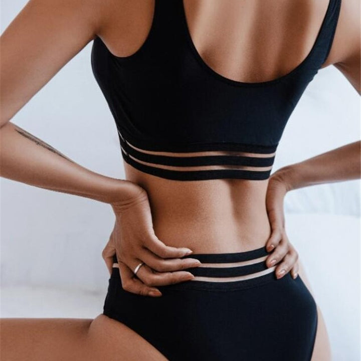 Dame Sport-Bikini-sæt med elegant V-hals og højhåndede trusser Stilla