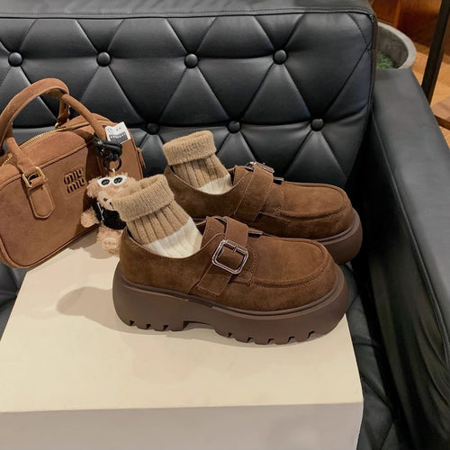 Femme Chunky Platform Sandaler med dekorativ spænde Stilla