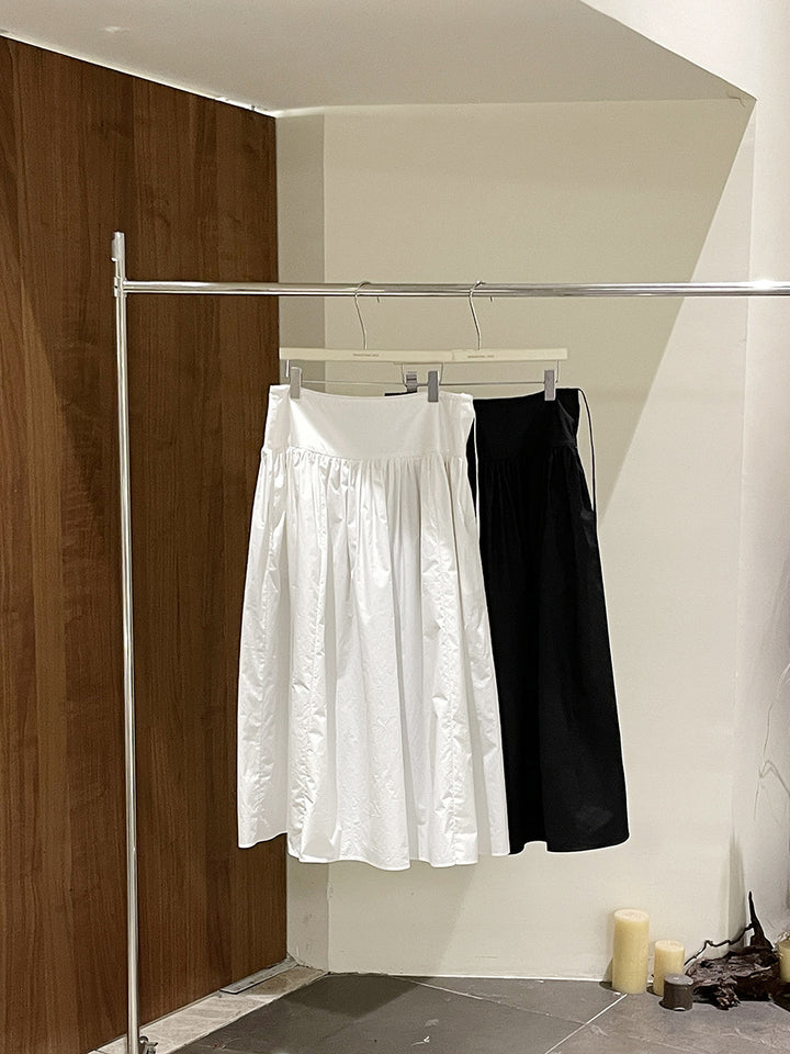 Dame Midirok med innovativ taljebånd og bred snit Stilla