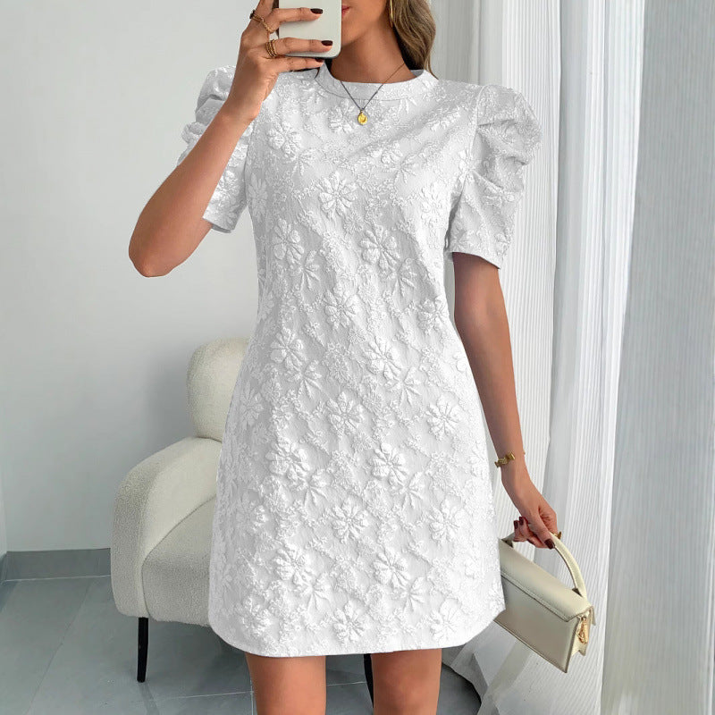 Damen Kurzarmkleid mit voluminiösen Ärmeln und floralen Stickereien Skovae