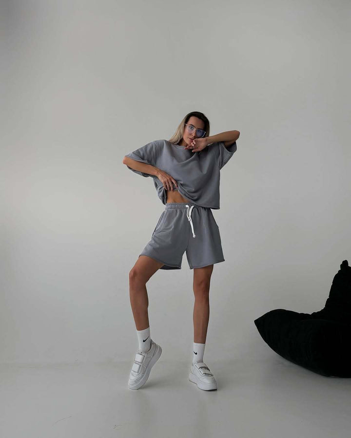 Kvinders casual top og shorts sæt med knapdetaljer Skovae
