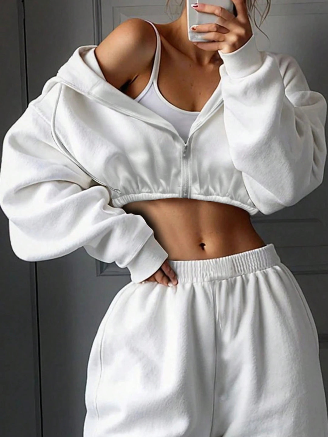 Dame oversized Crop-Hoodie med bred pasform og behagelige joggingbukser Stilla