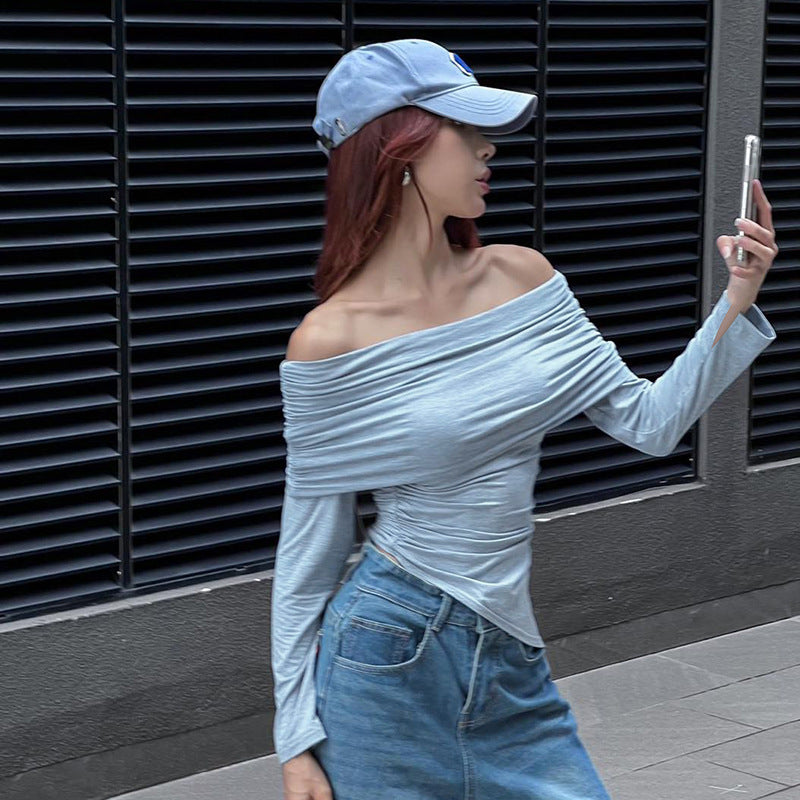 Dame skulderfri top med ruffles detaljer og asymmetrisk søm Skovae